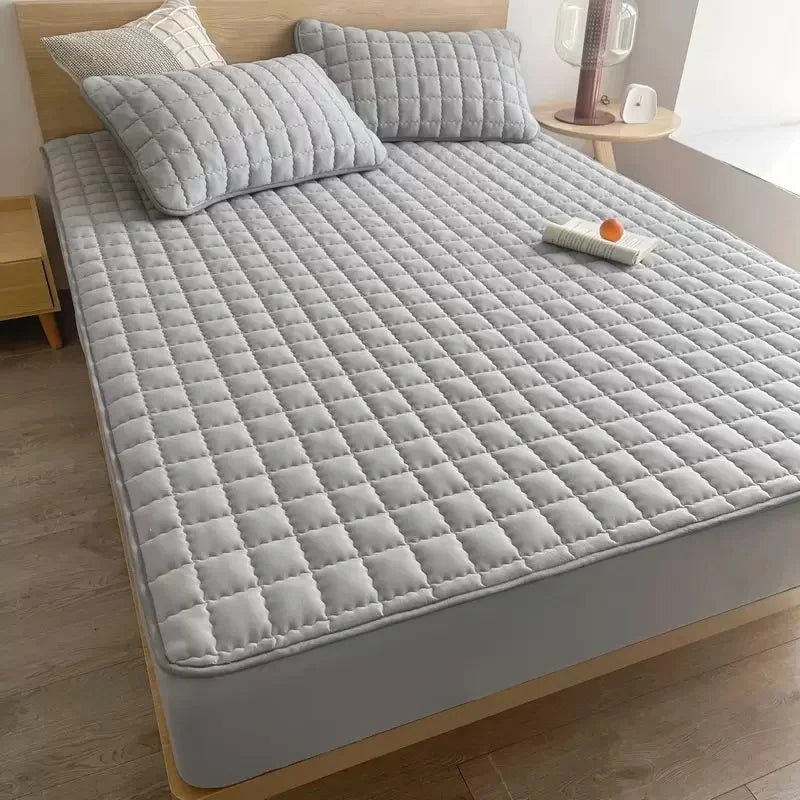 Protetor de Cama Impermeável (Design de Quadrados)