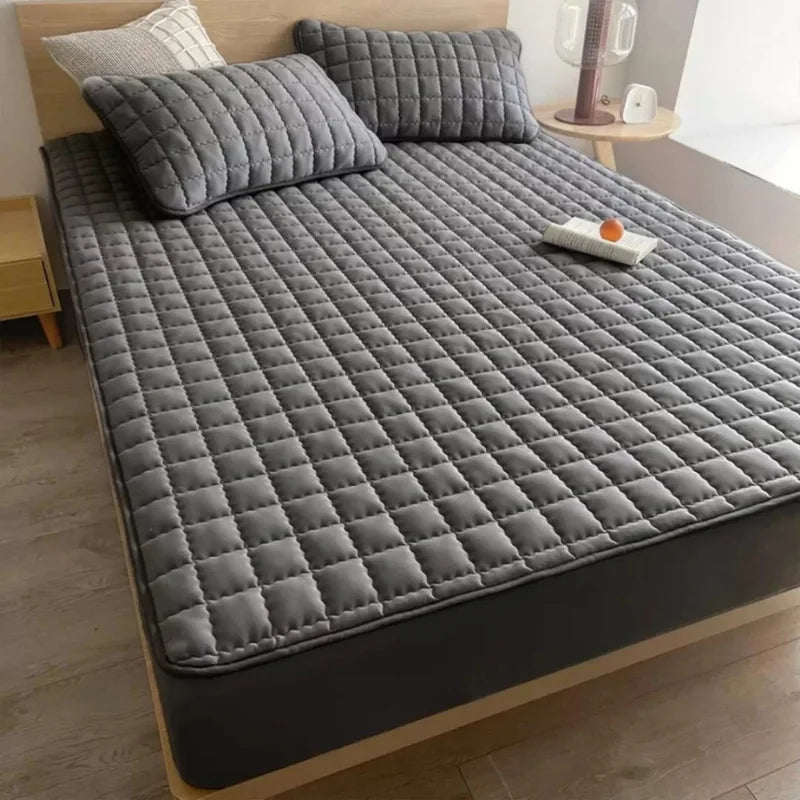Protetor de Cama Impermeável (Design de Quadrados)